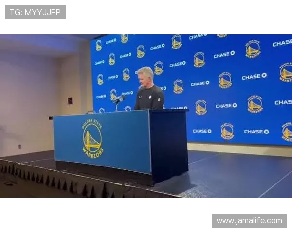 科尔称关键时刻要保证吉米接球盛赞追梦仍是联盟顶级防守者